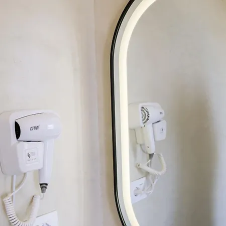 Primus فندق Shëngjin