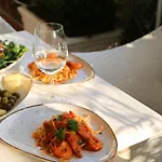 Primus Ξενοδοχείο